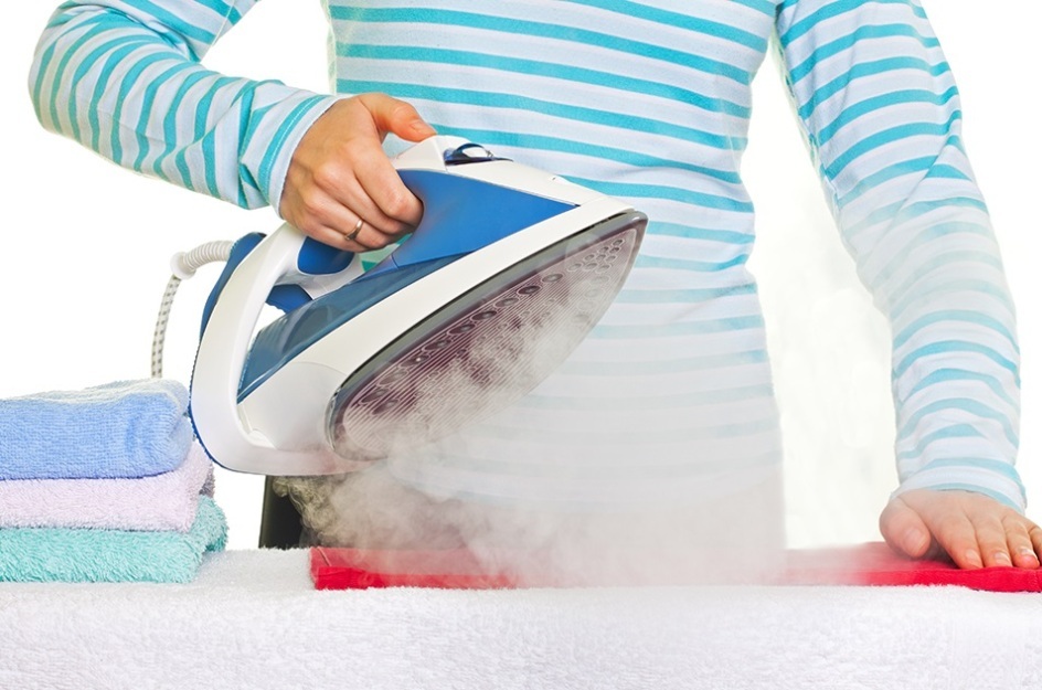 اتو بخار پایه دار مایر 2200 وات MR-1043