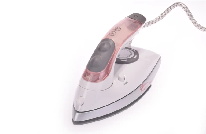 اتو بخار مسافرتی فوما تاشو 1000 وات FU-786