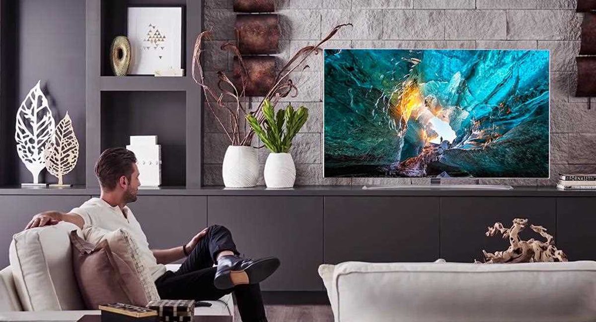 تلویزیون کریستال 4K سامسونگ مدل DU7000 سایز 65 اینچ محصول 2024