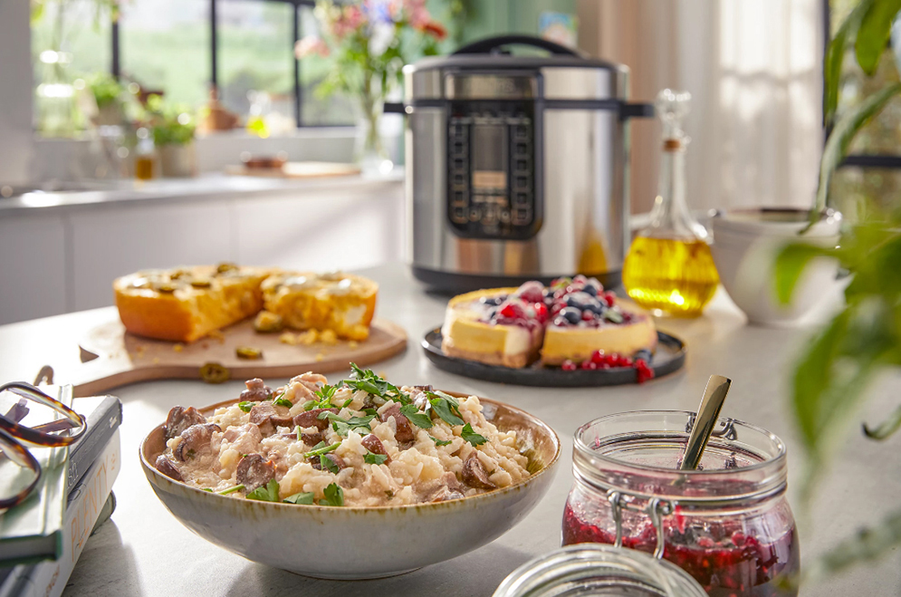 زودپز برقی فوما 20 کاره 6 لیتر 1000 وات FU-2064