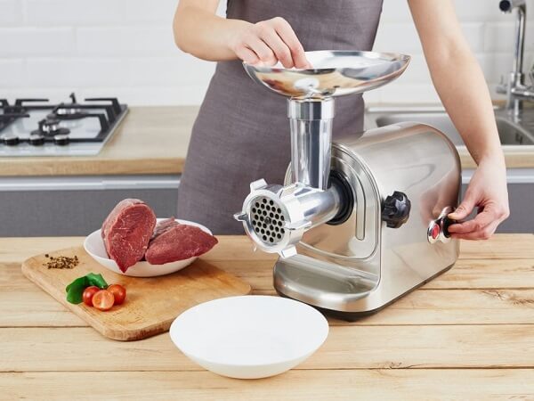 چرخ گوشت 2000 وات رومانتیک هوم TMT-193