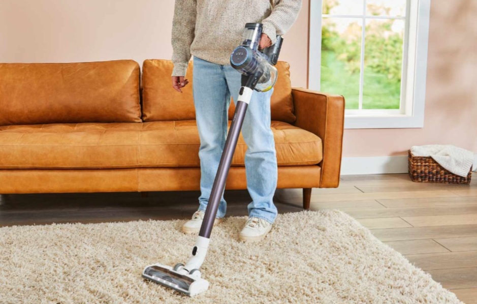 جاروبرقی ایستاده فوما 600 وات FU-2085