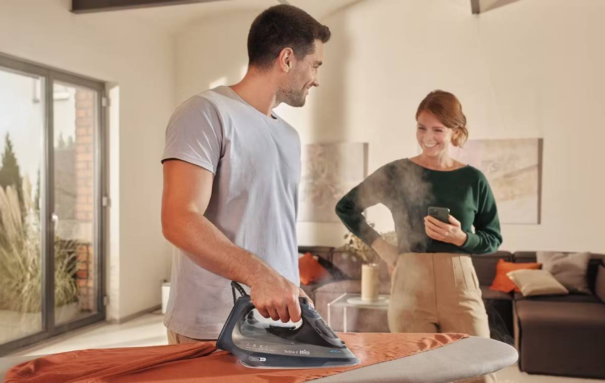 اتو بخار دستی فوما 3250 وات FU-2005