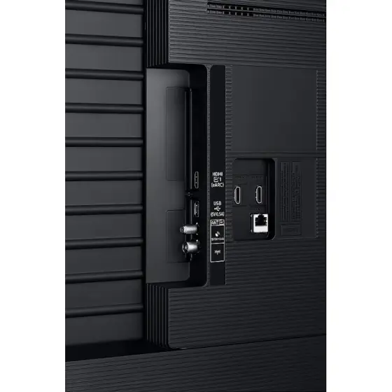 تلویزیون کریستال 4K سامسونگ مدل U8000F سایز 65 اینچ محصول 2025